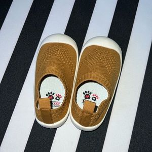 Children’s sock shoes